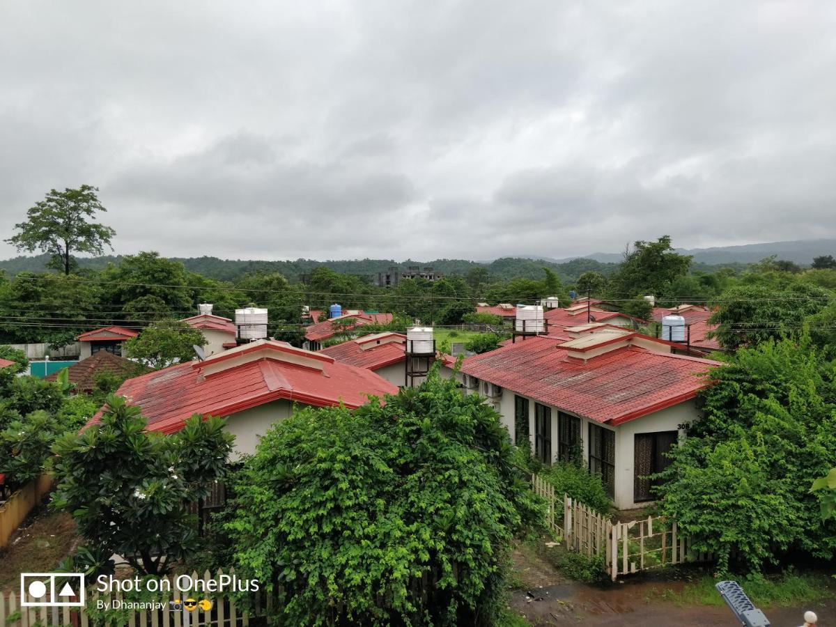 Chalet Casa Amor, Perfect Home Amidst Tranquility Karjat Buitenkant foto
